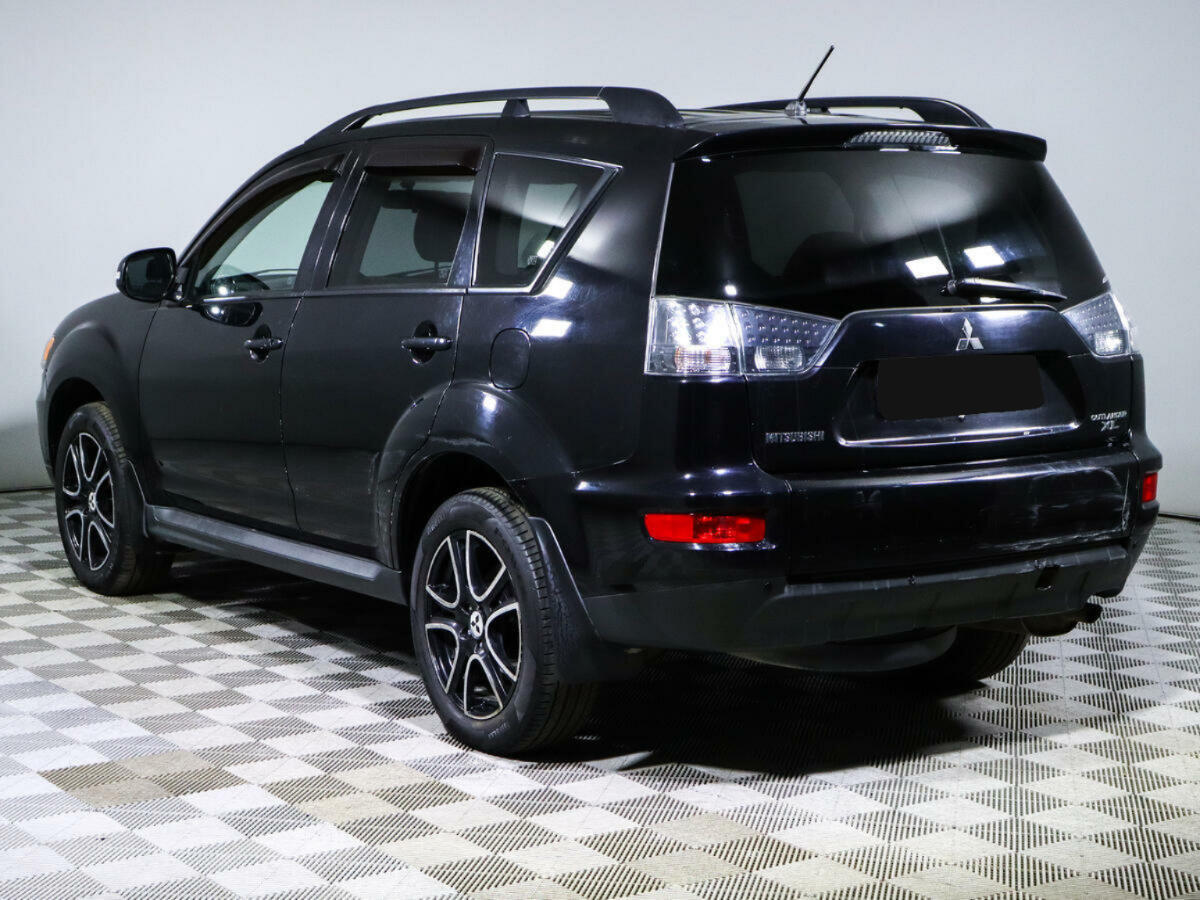 Mitsubishi Outlander, 2011