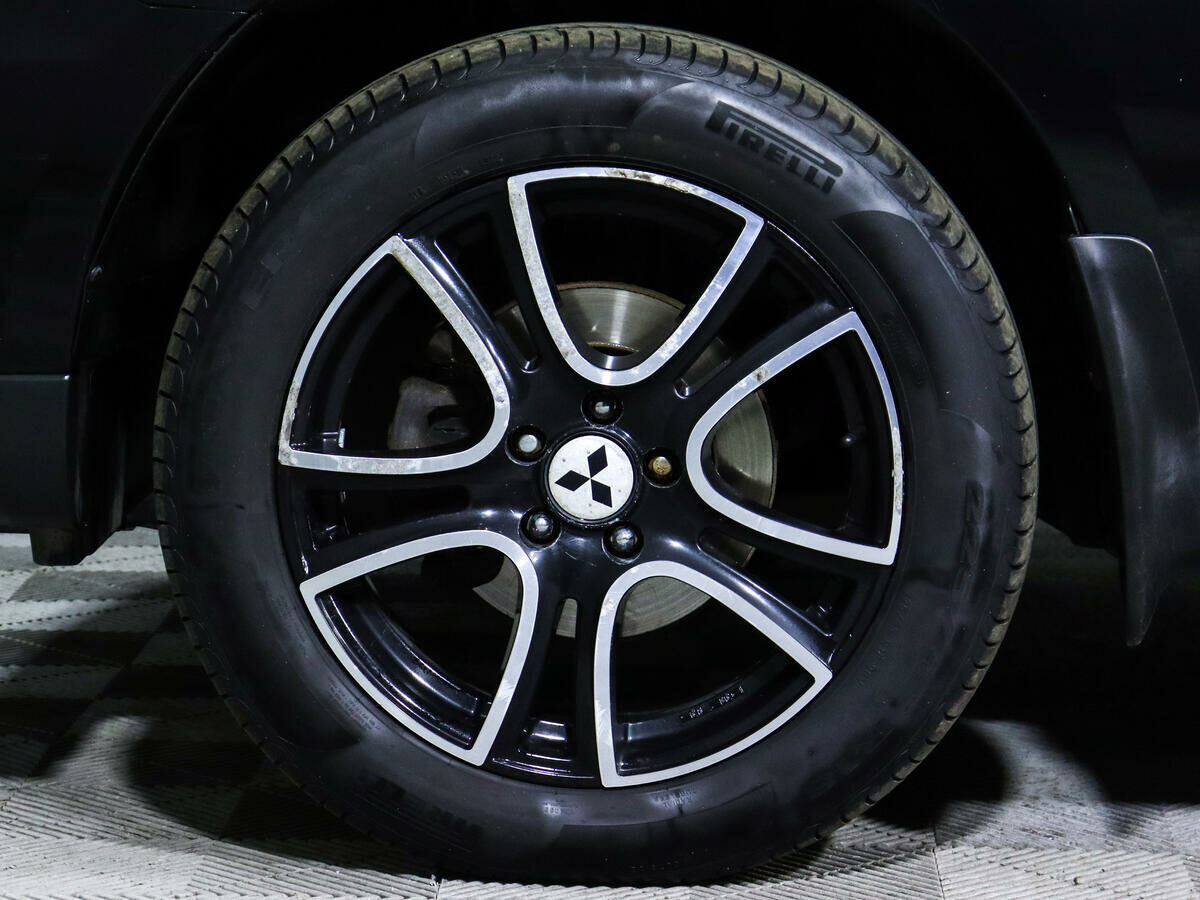 Mitsubishi Outlander, 2011