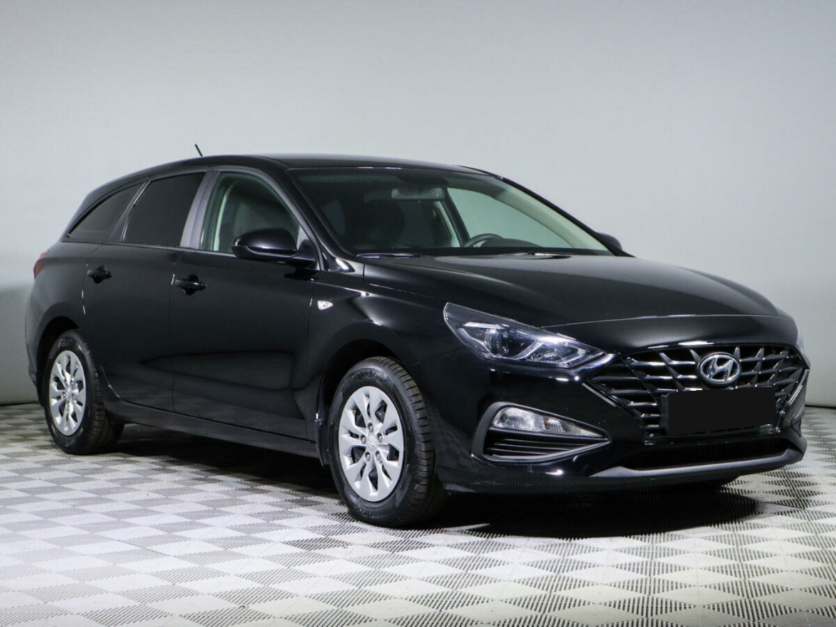 Hyundai i30, 2022
