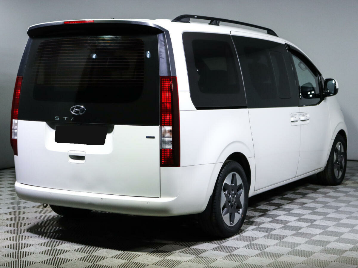 Hyundai Staria, 2021