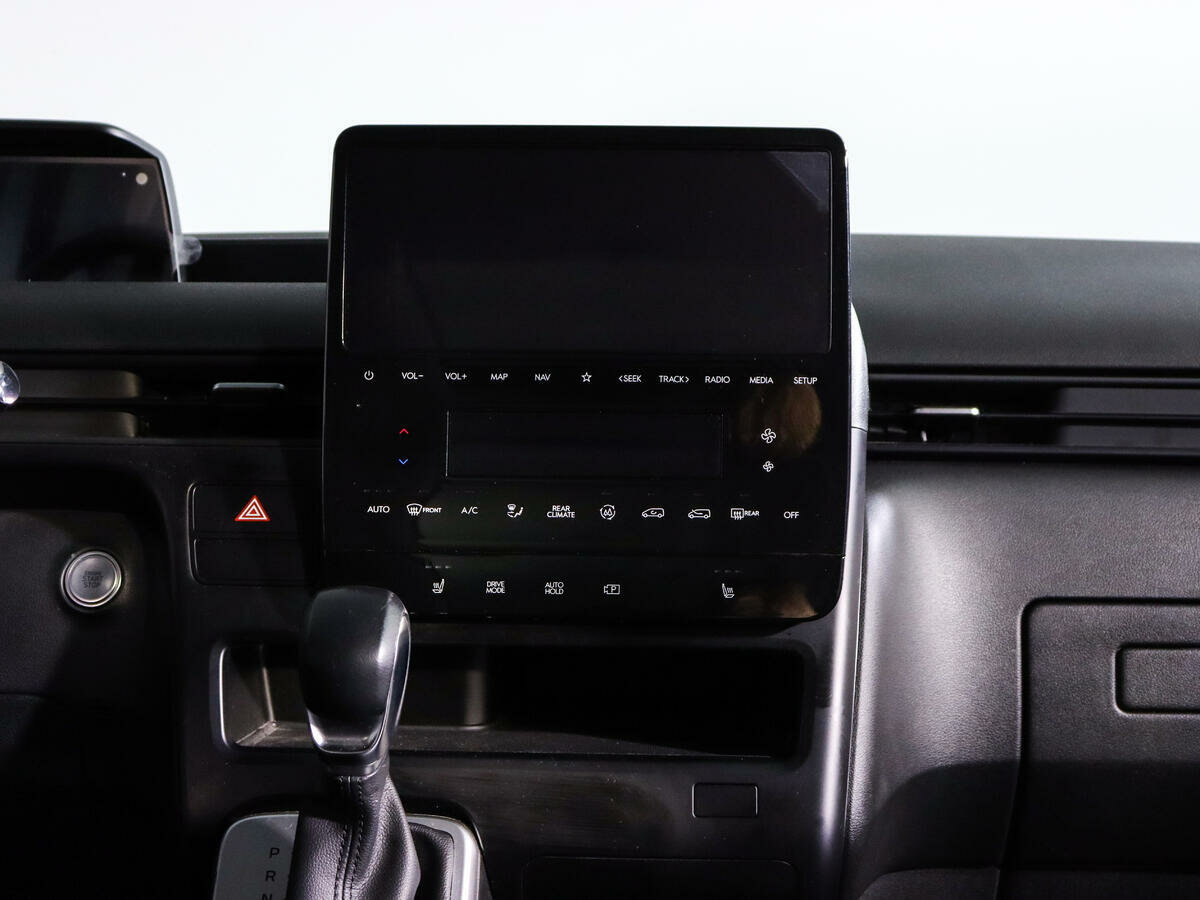 Hyundai Staria, 2021