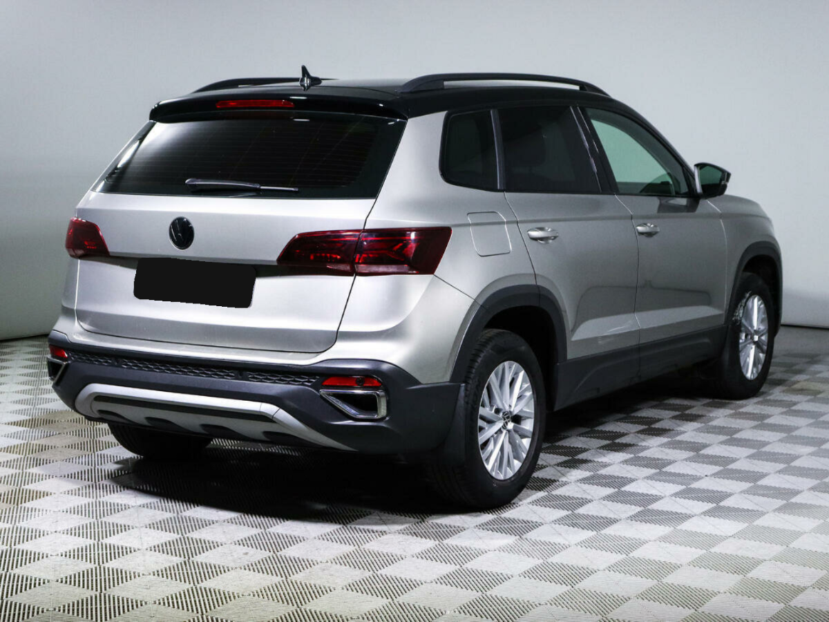 Volkswagen Taos, 2021