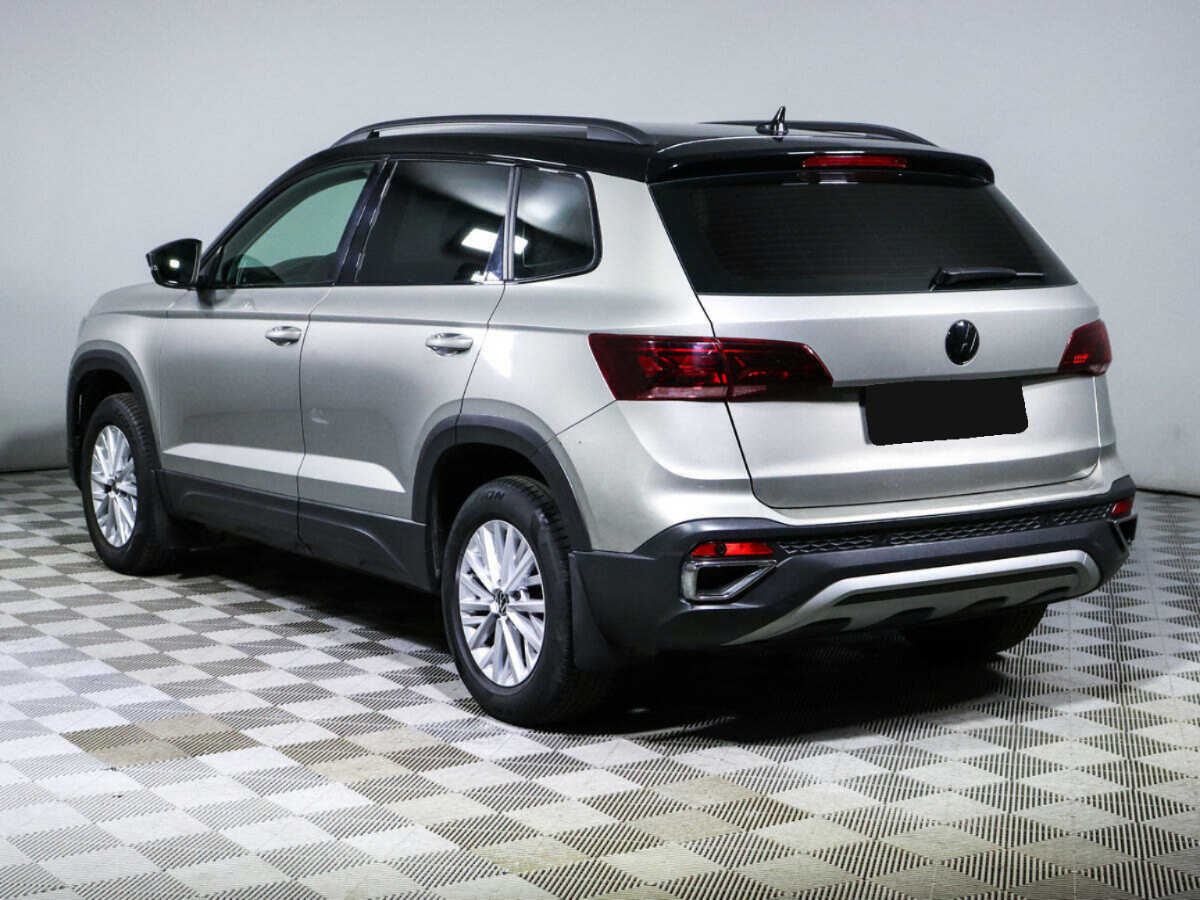 Volkswagen Taos, 2021