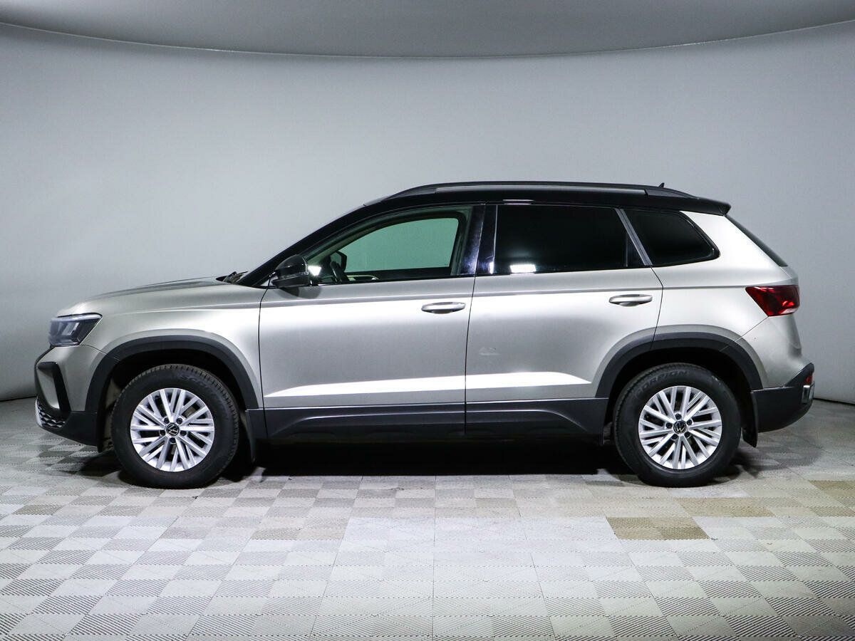 Volkswagen Taos, 2021