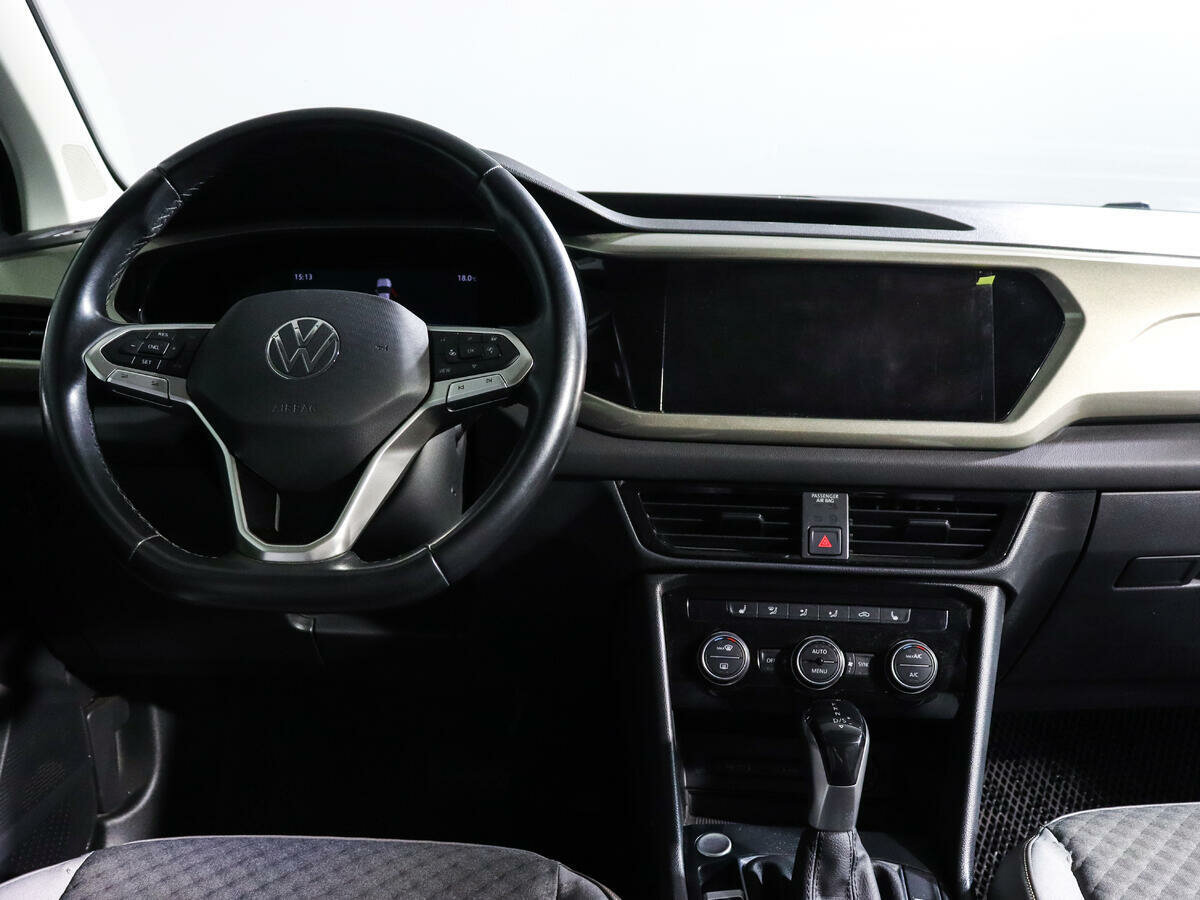 Volkswagen Taos, 2021