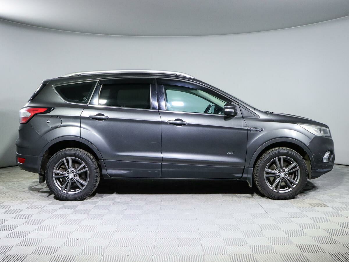 Ford Kuga, 2017
