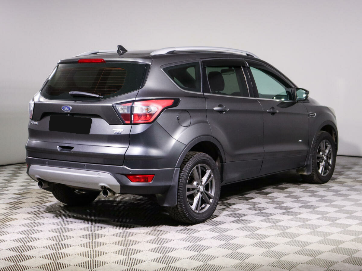 Ford Kuga, 2017