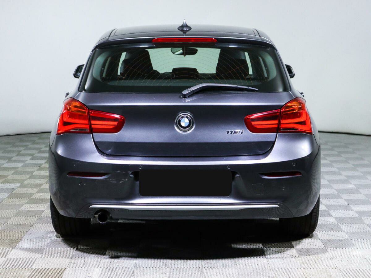 BMW 1 серии 118i, 2015