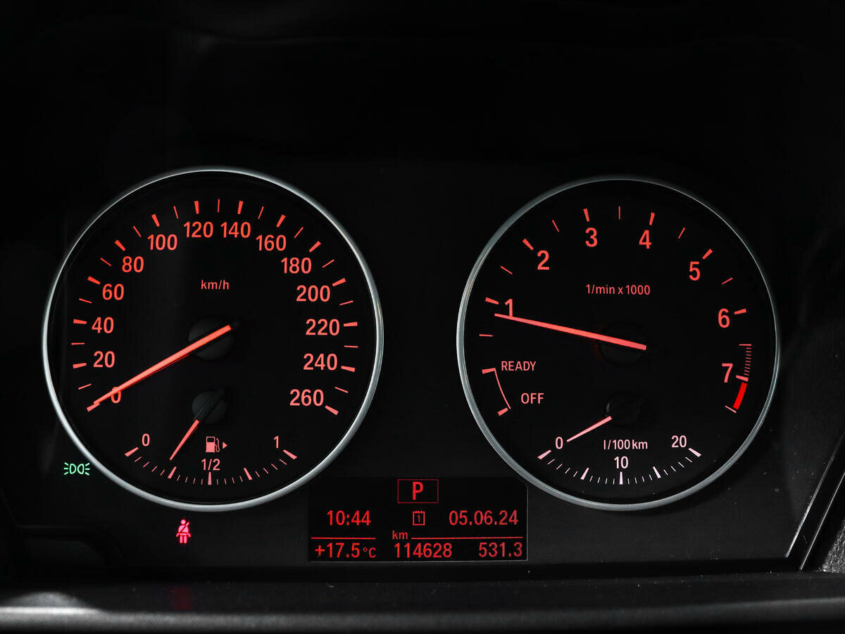 BMW 1 серии 118i, 2015