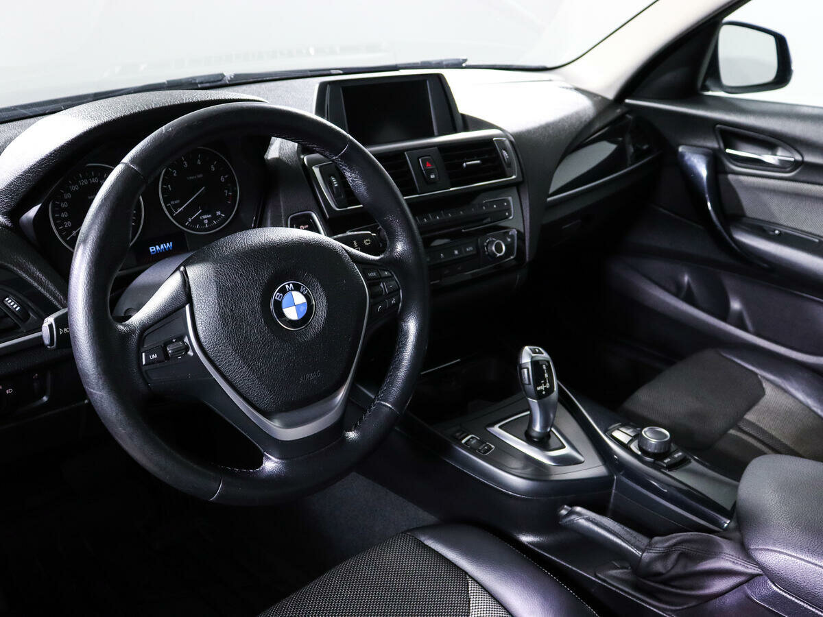 BMW 1 серии 118i, 2015
