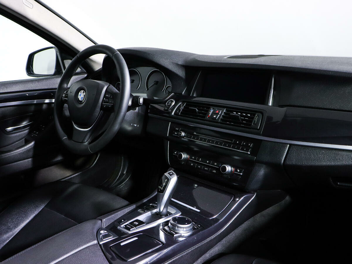 BMW 5 серии 520d, 2016