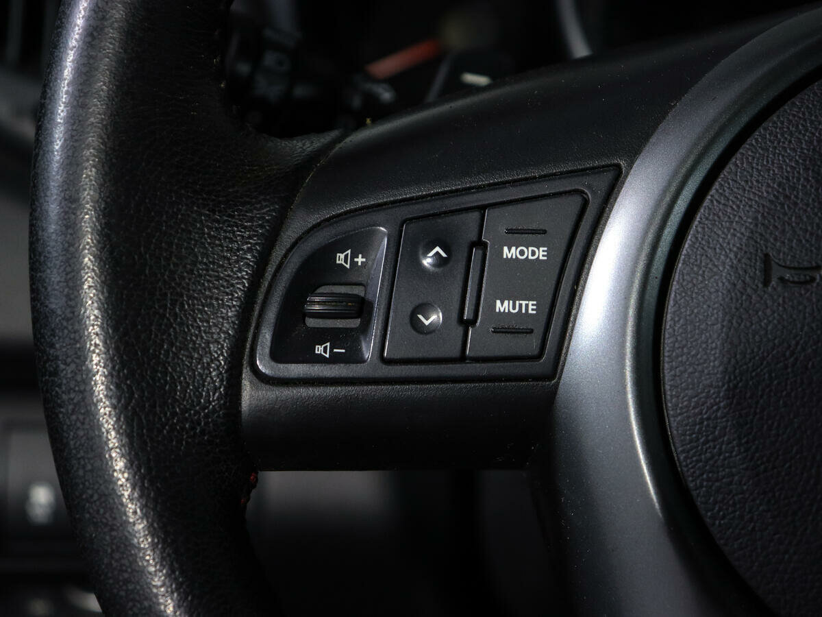 Kia Cerato Koup, 2011