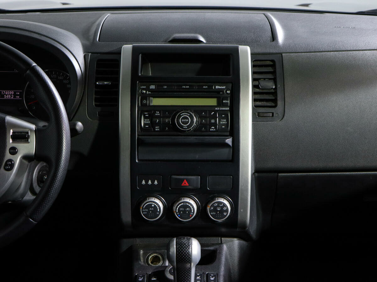 Nissan X-Trail, 2011