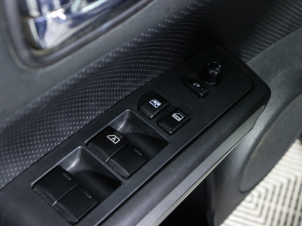 Nissan X-Trail, 2011