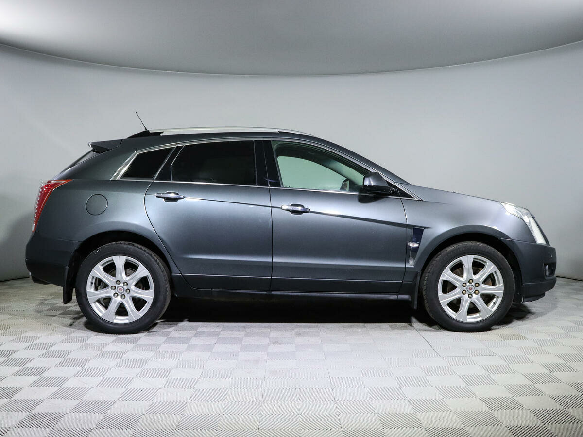 Cadillac SRX, 2011