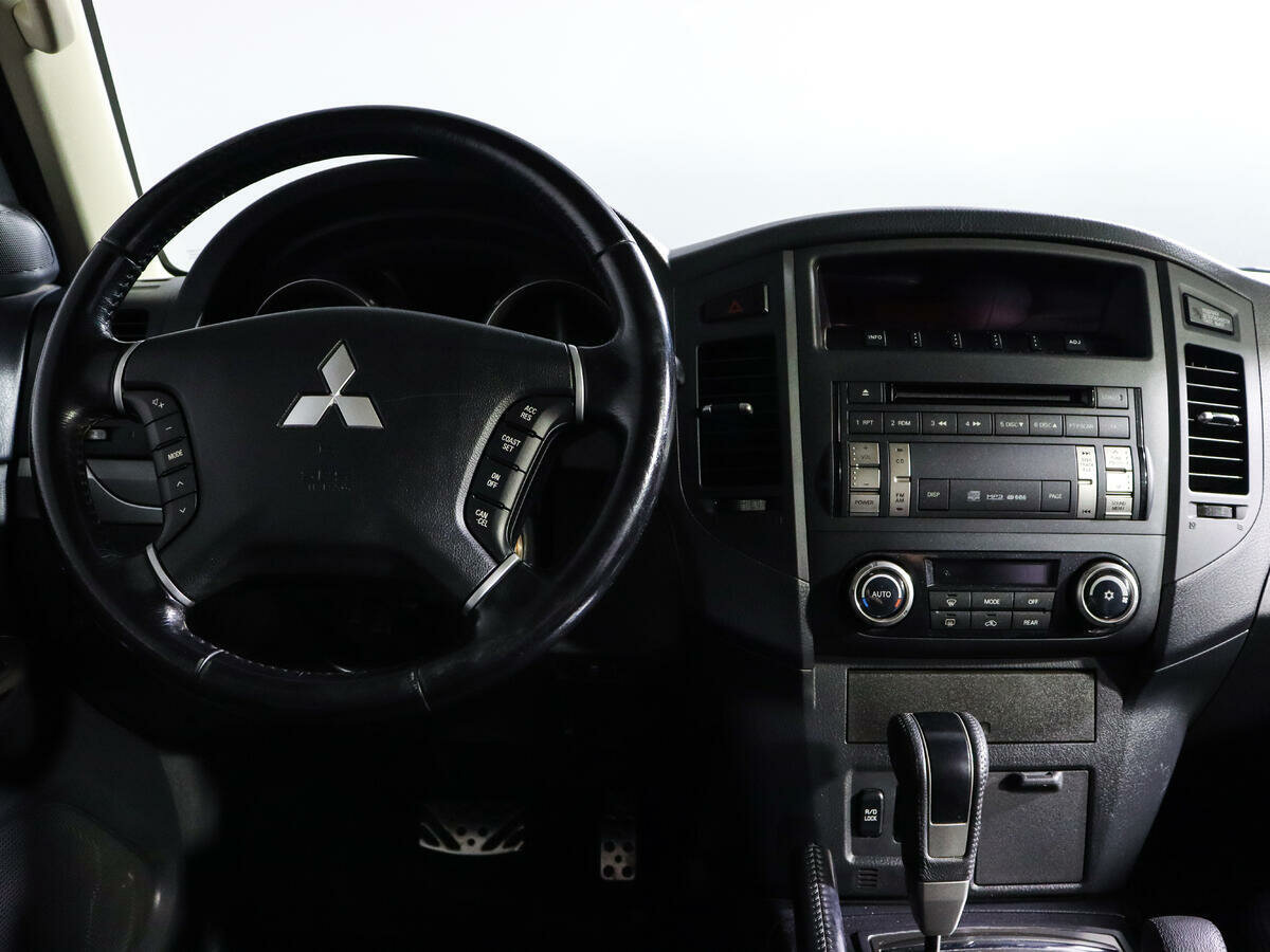 Mitsubishi Pajero, 2013