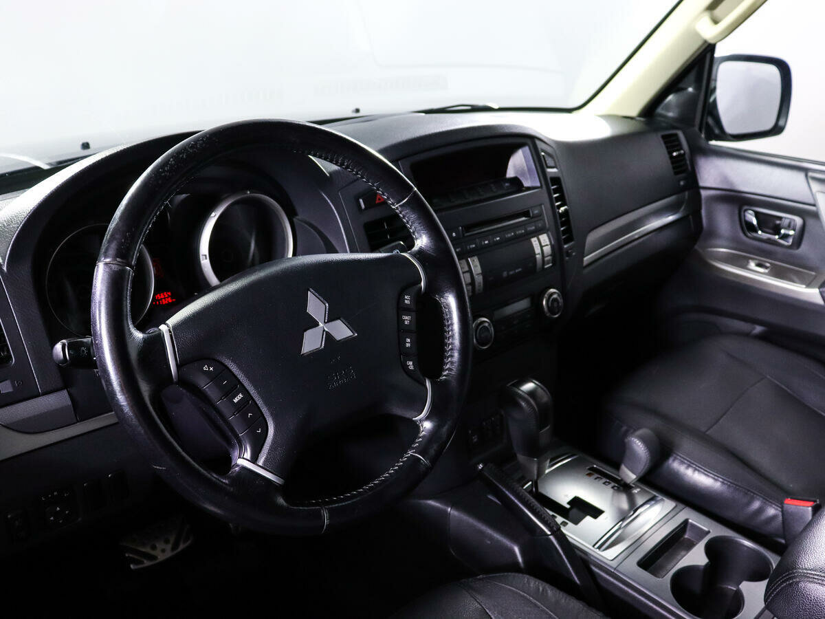 Mitsubishi Pajero, 2013