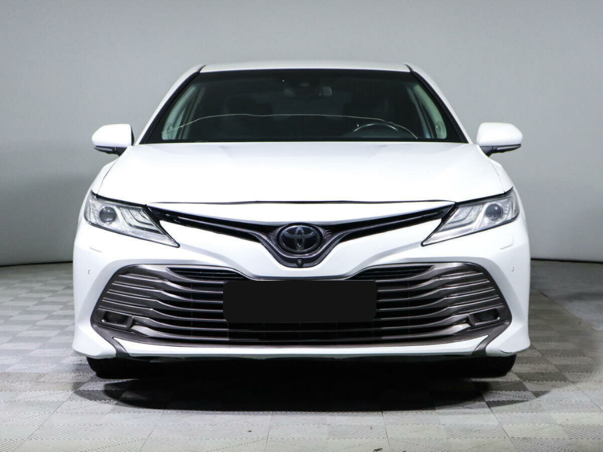 Toyota Camry, 2019