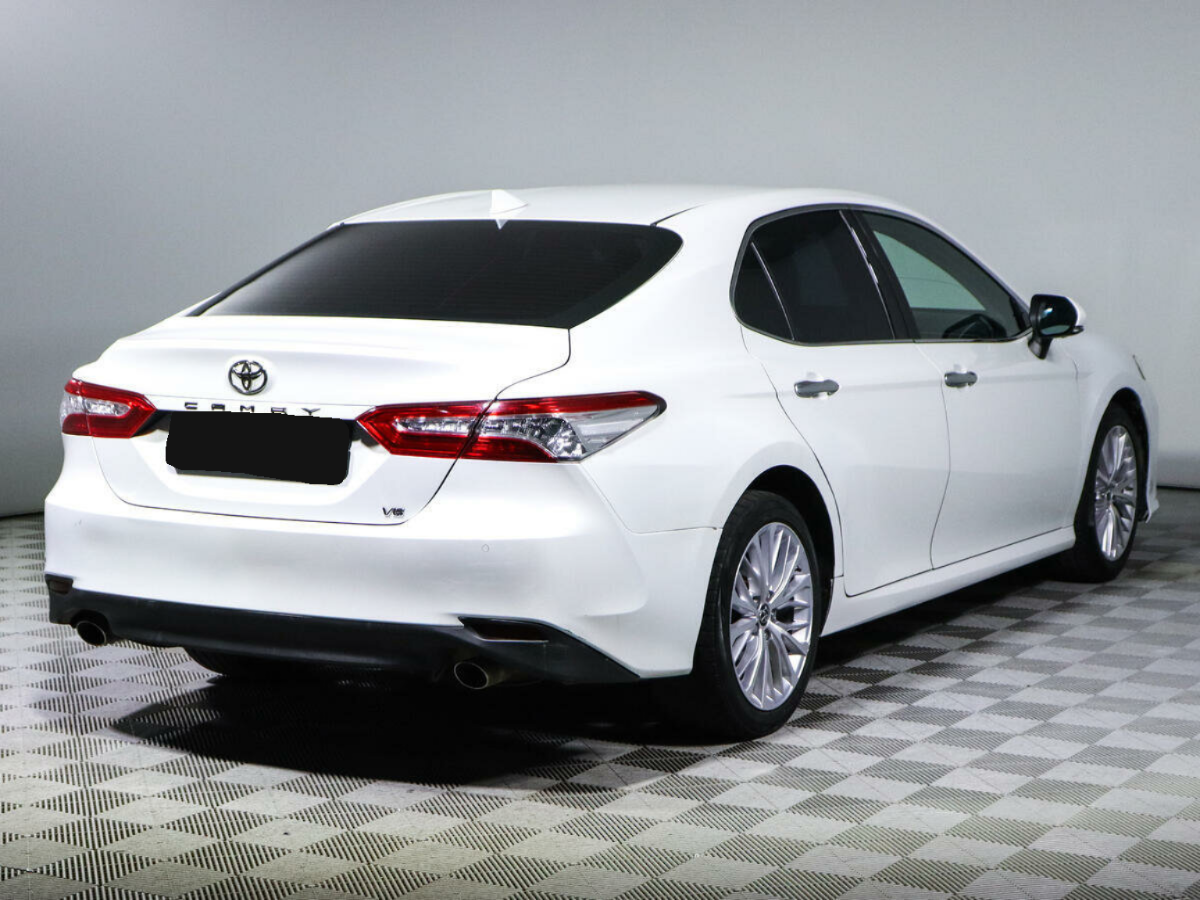 Toyota Camry, 2019