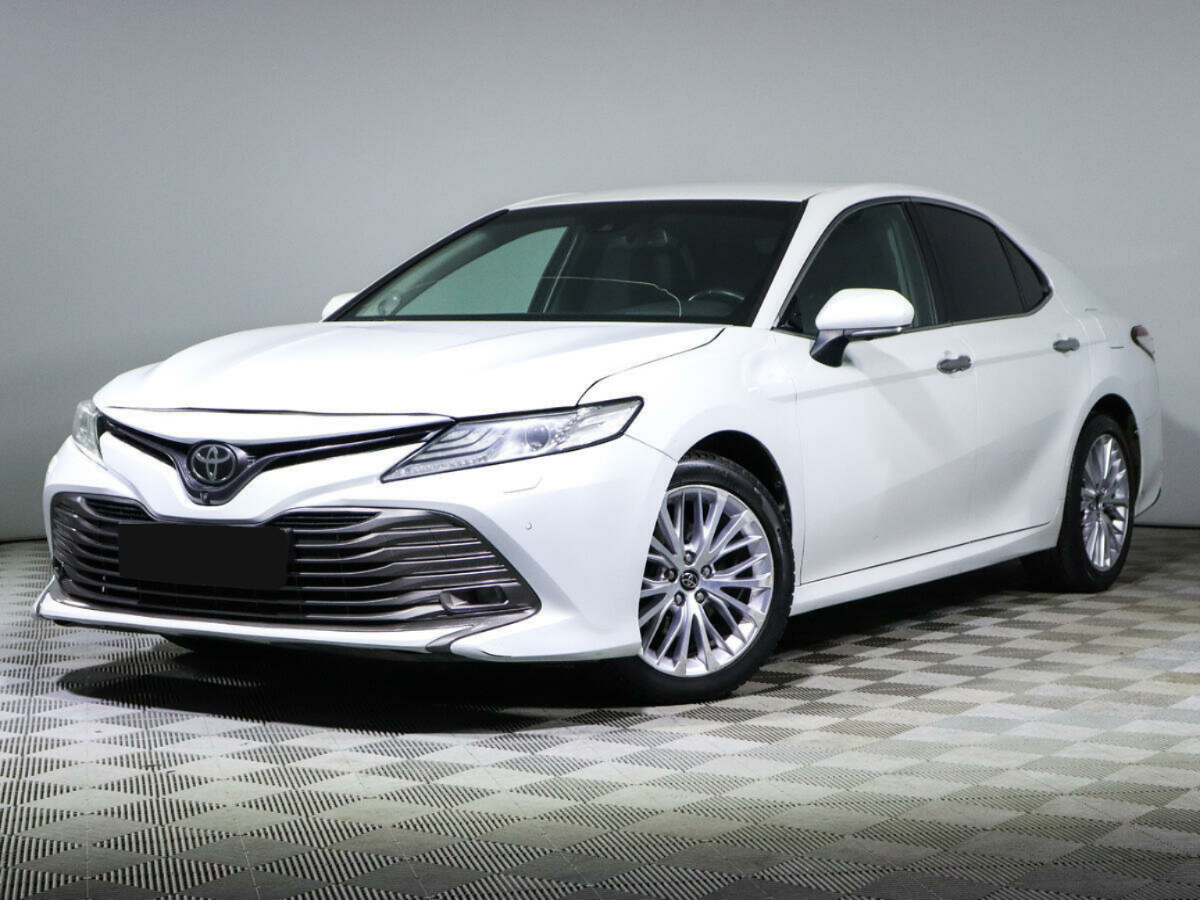 Toyota Camry, 2019