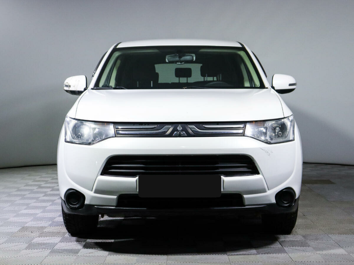 Mitsubishi Outlander, 2012