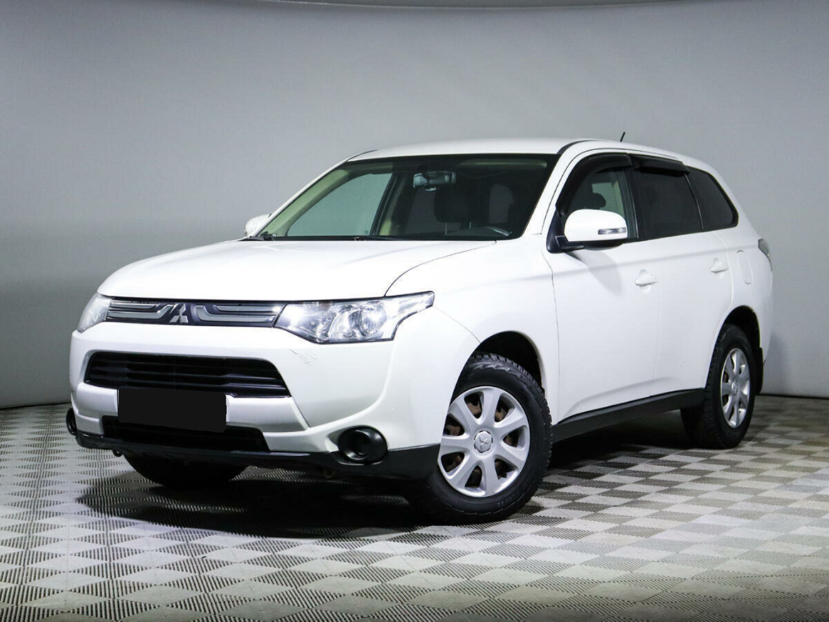 Mitsubishi Outlander, 2012