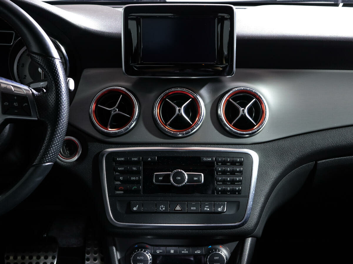 Mercedes-Benz CLA 200, 2014