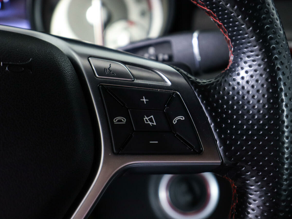 Mercedes-Benz CLA 200, 2014