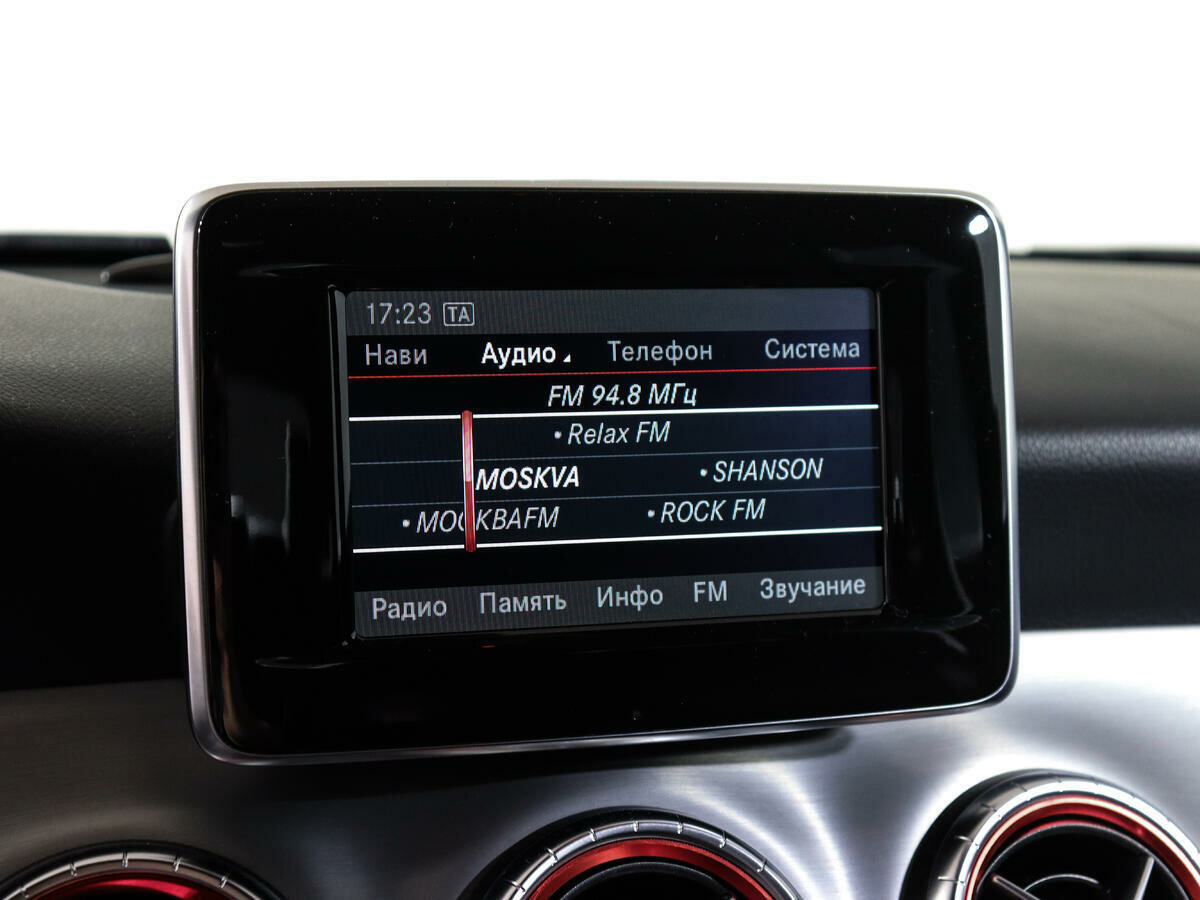 Mercedes-Benz CLA 200, 2014