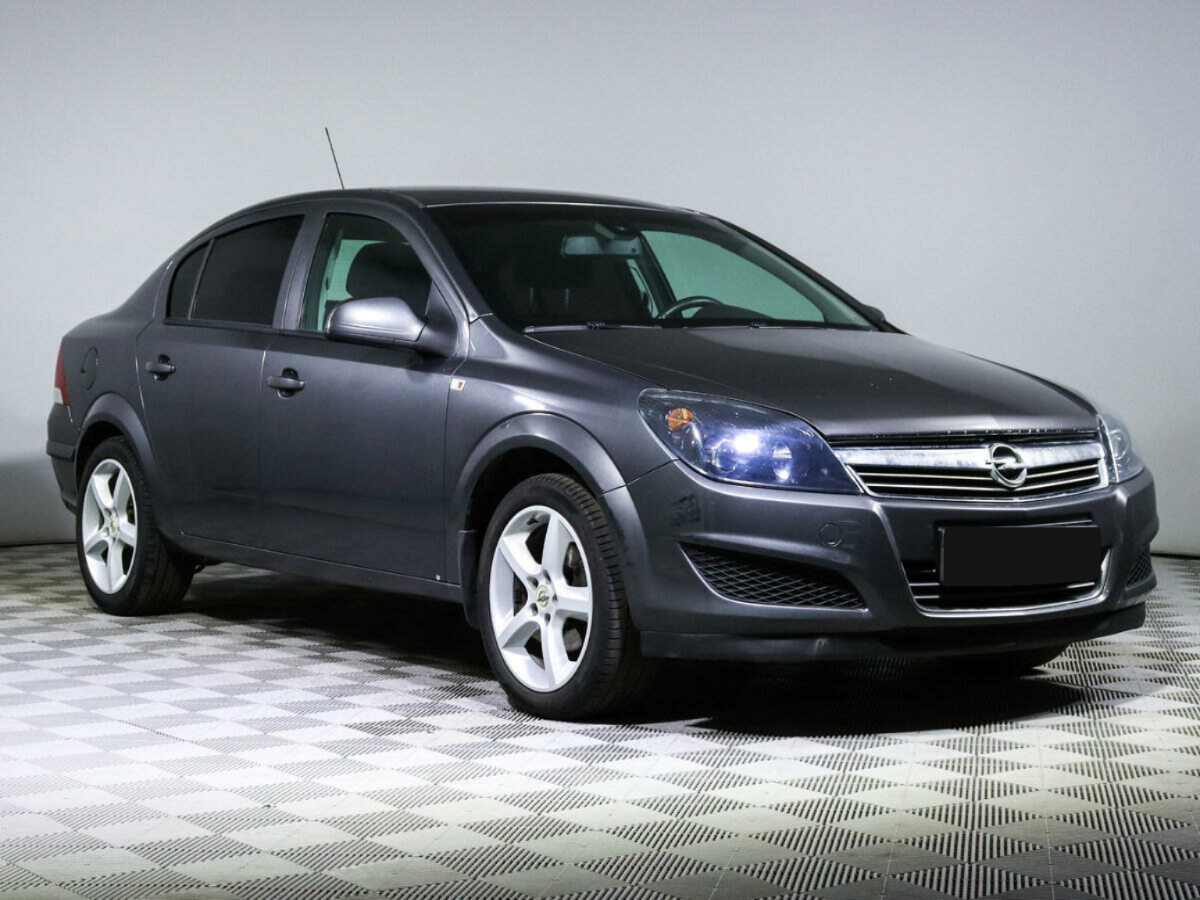 Opel Astra, 2012