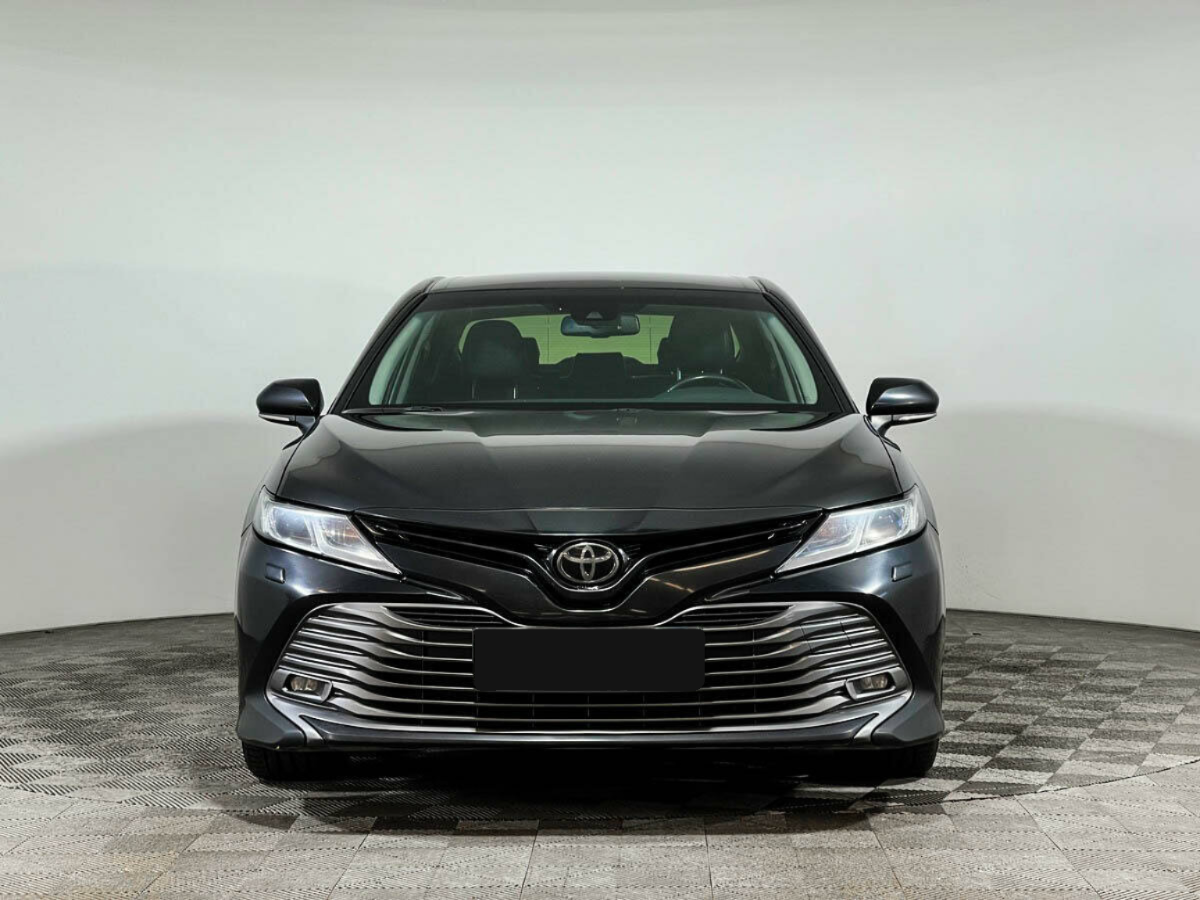 Toyota Camry, 2020