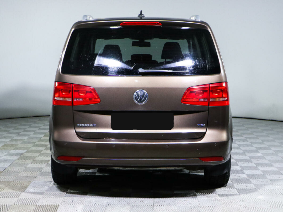 Volkswagen Touran, 2011