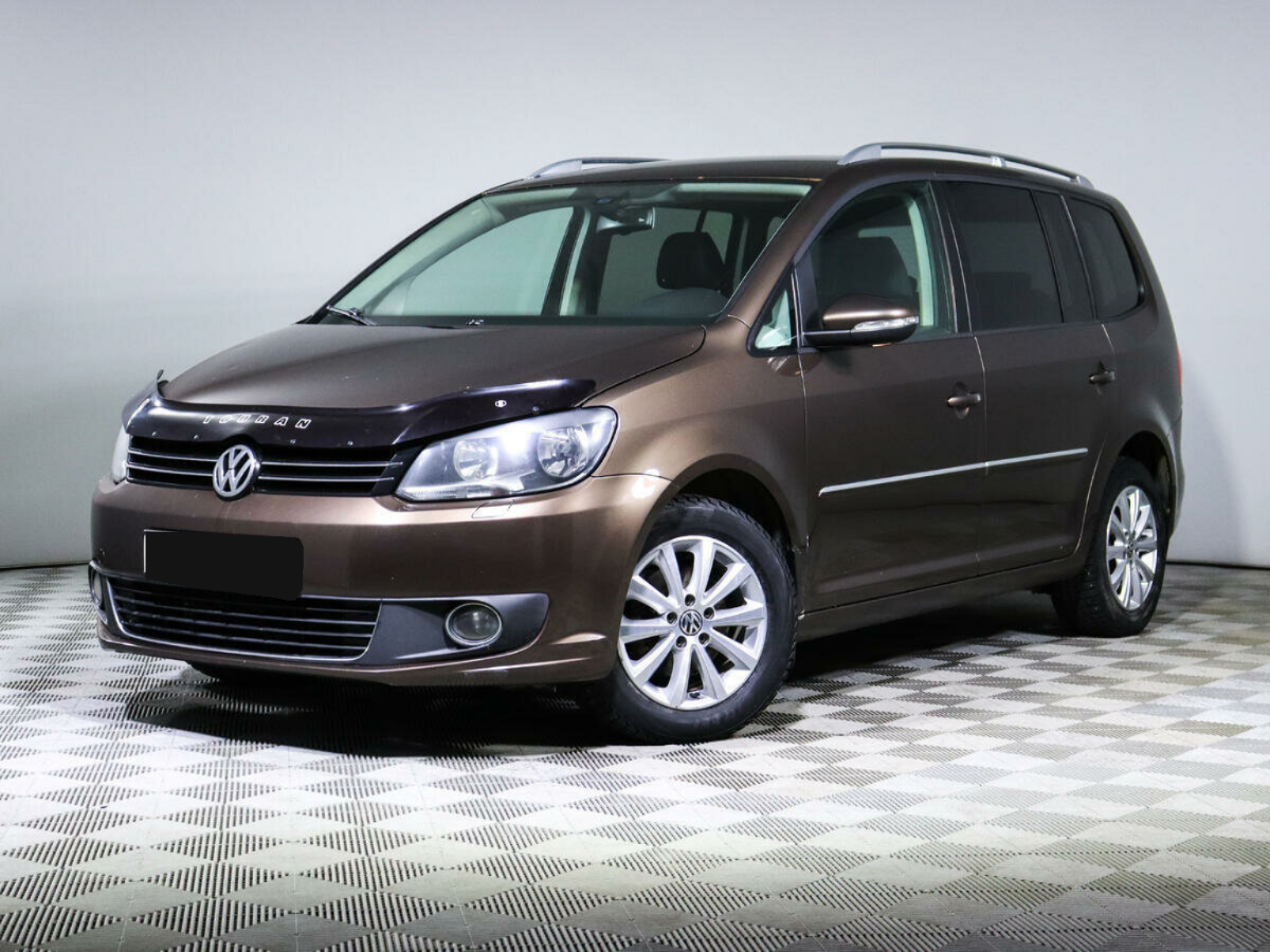 Volkswagen Touran, 2011