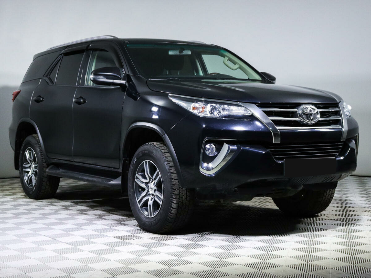 Toyota Fortuner, 2018