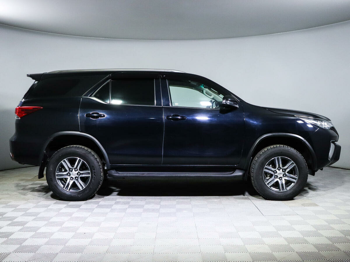 Toyota Fortuner, 2018