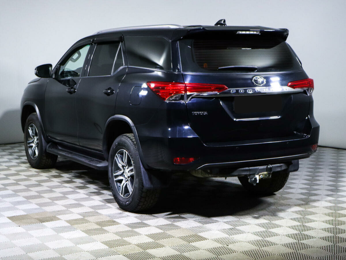 Toyota Fortuner, 2018