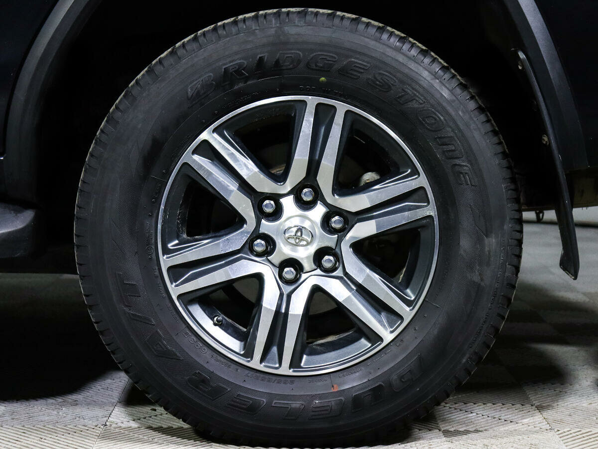 Toyota Fortuner, 2018