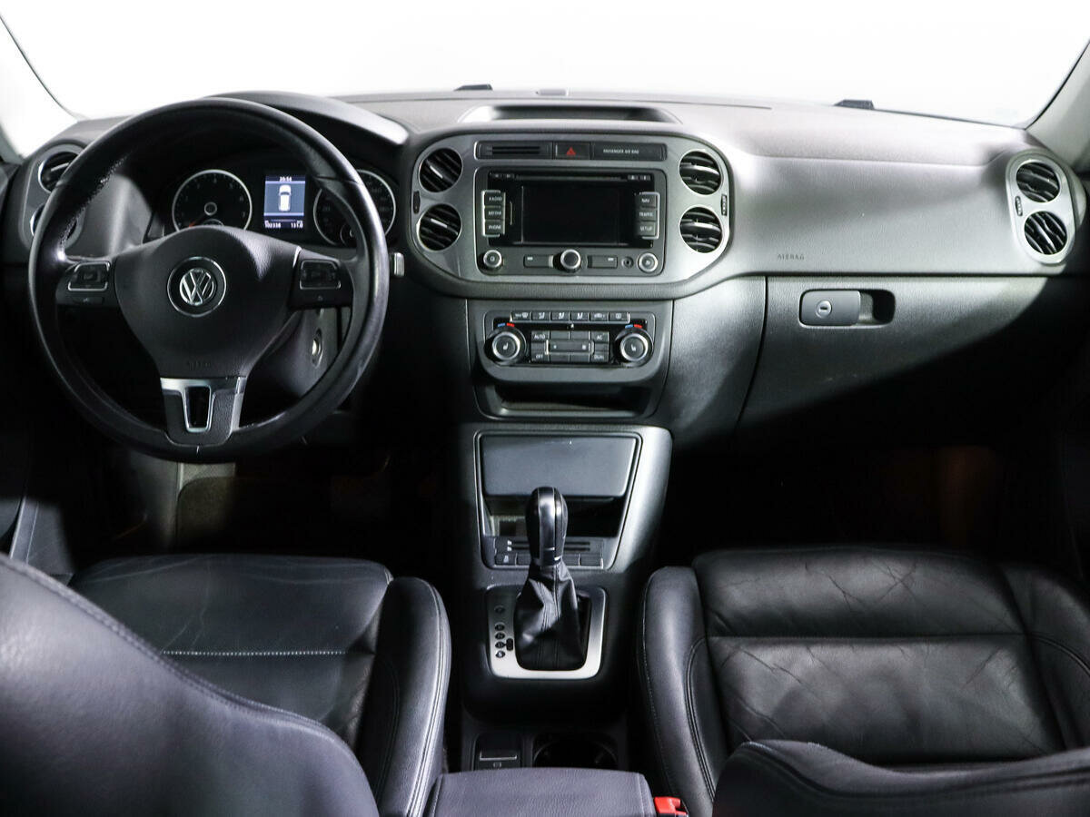 Volkswagen Tiguan, 2011