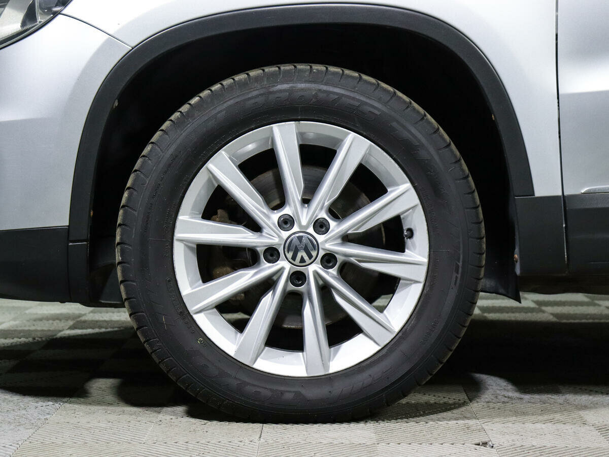 Volkswagen Tiguan, 2011