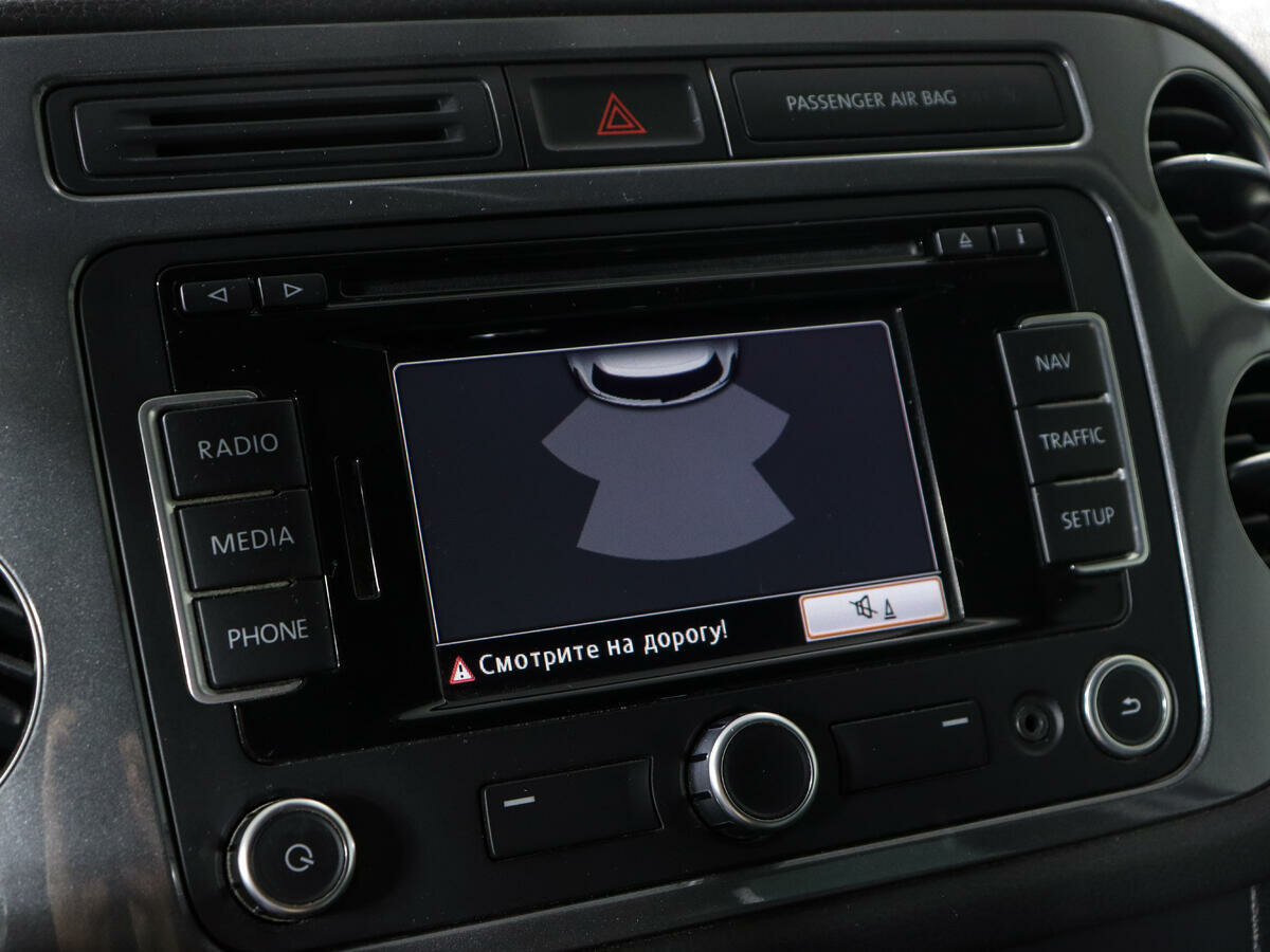 Volkswagen Tiguan, 2011