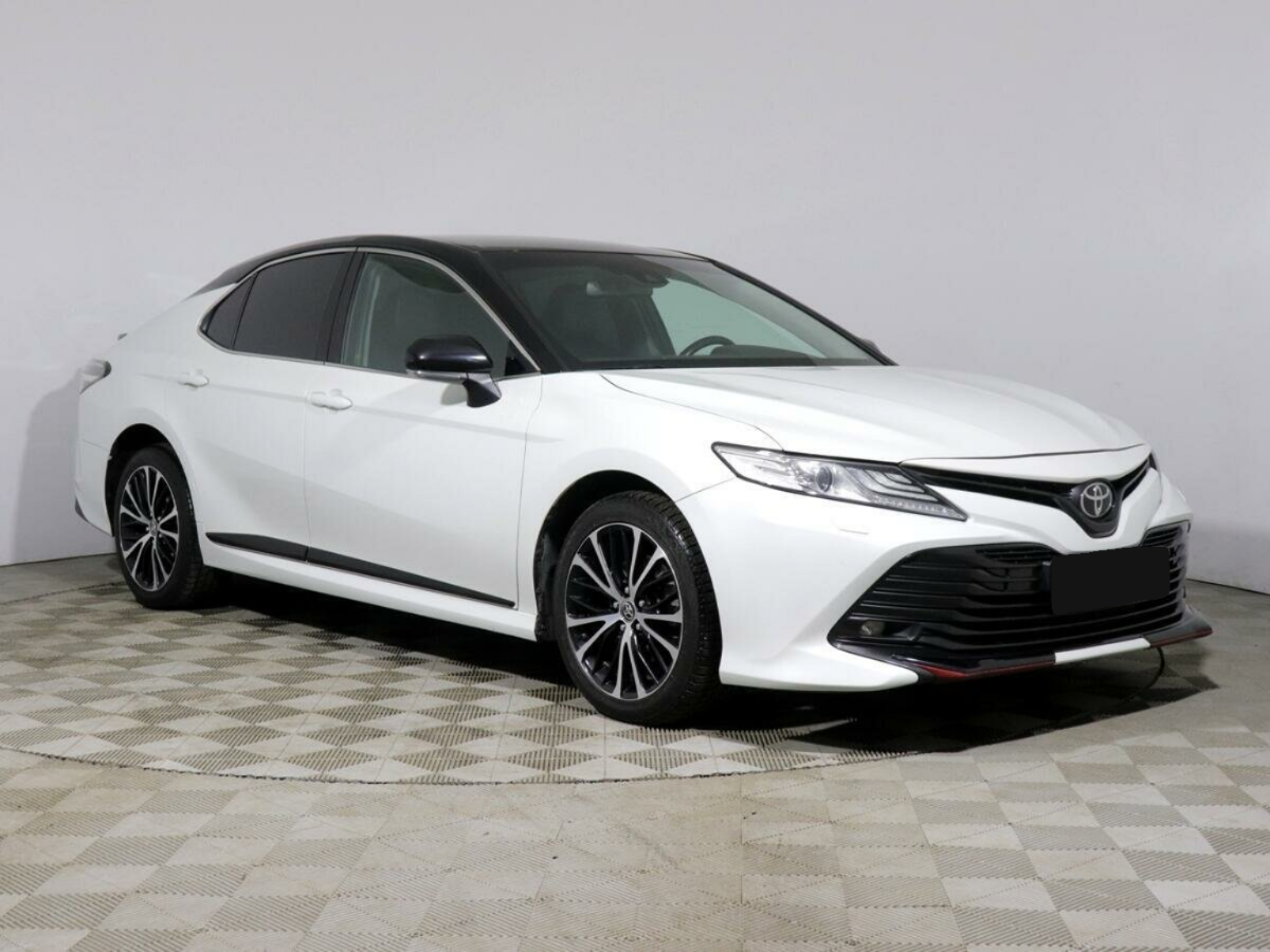 Toyota Camry, 2020