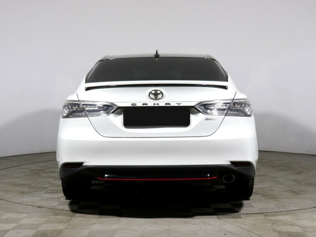 Toyota Camry, 2020