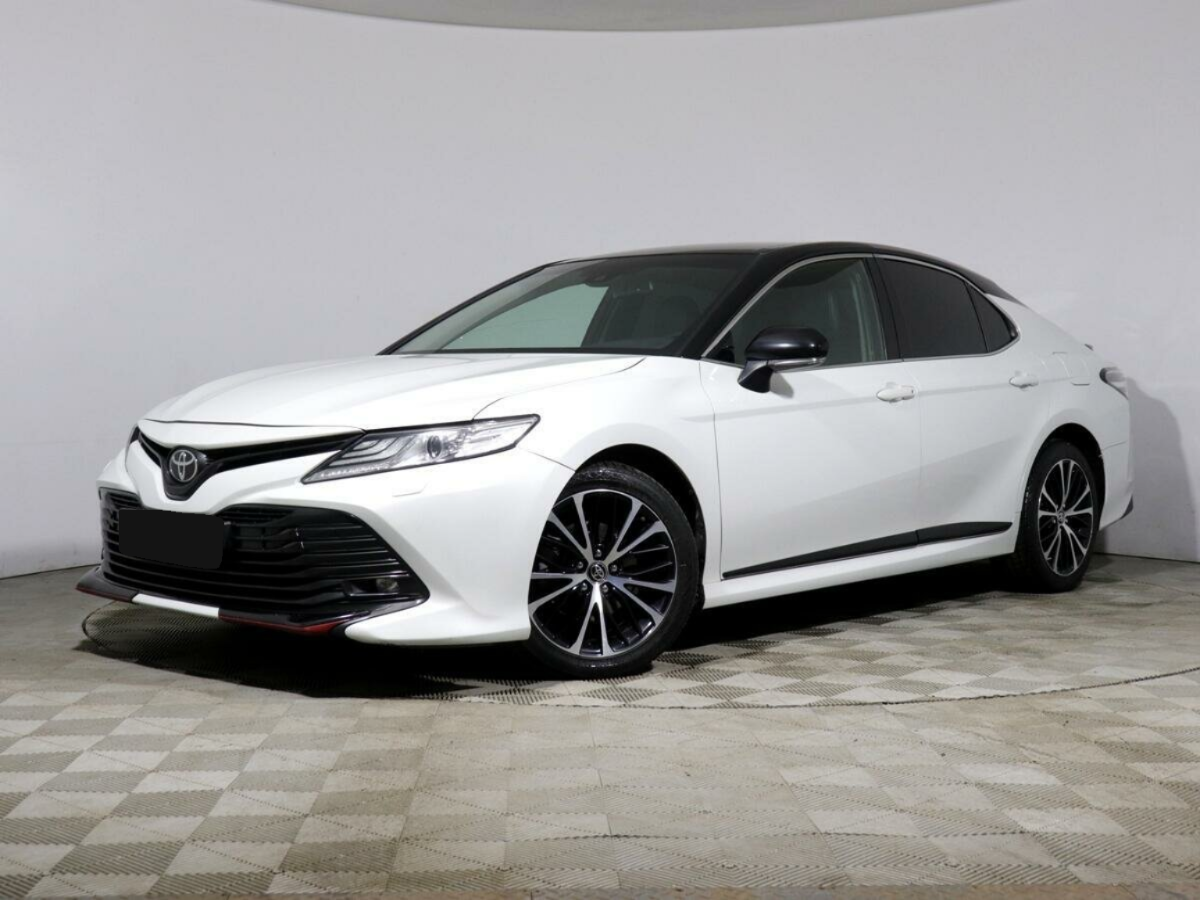 Toyota Camry, 2020