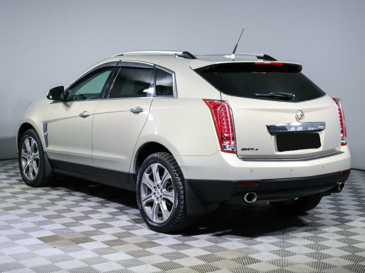 Cadillac SRX, 2011