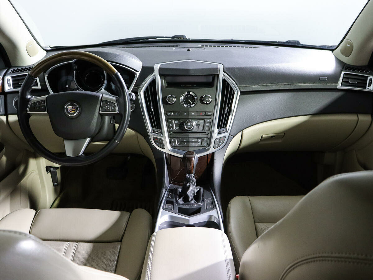 Cadillac SRX, 2011