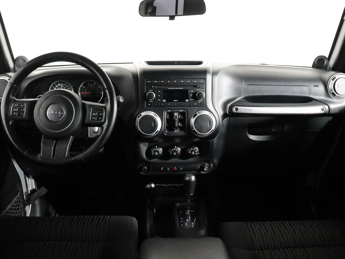 Jeep Wrangler, 2011