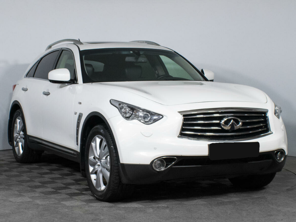Infiniti QX70, 2013