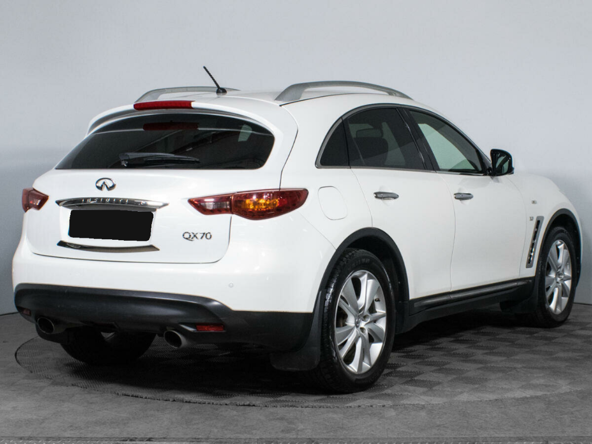 Infiniti QX70, 2013
