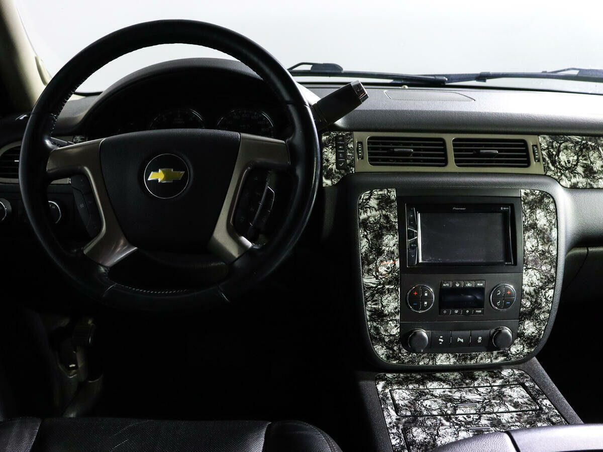 Chevrolet Tahoe 6AT, 2013