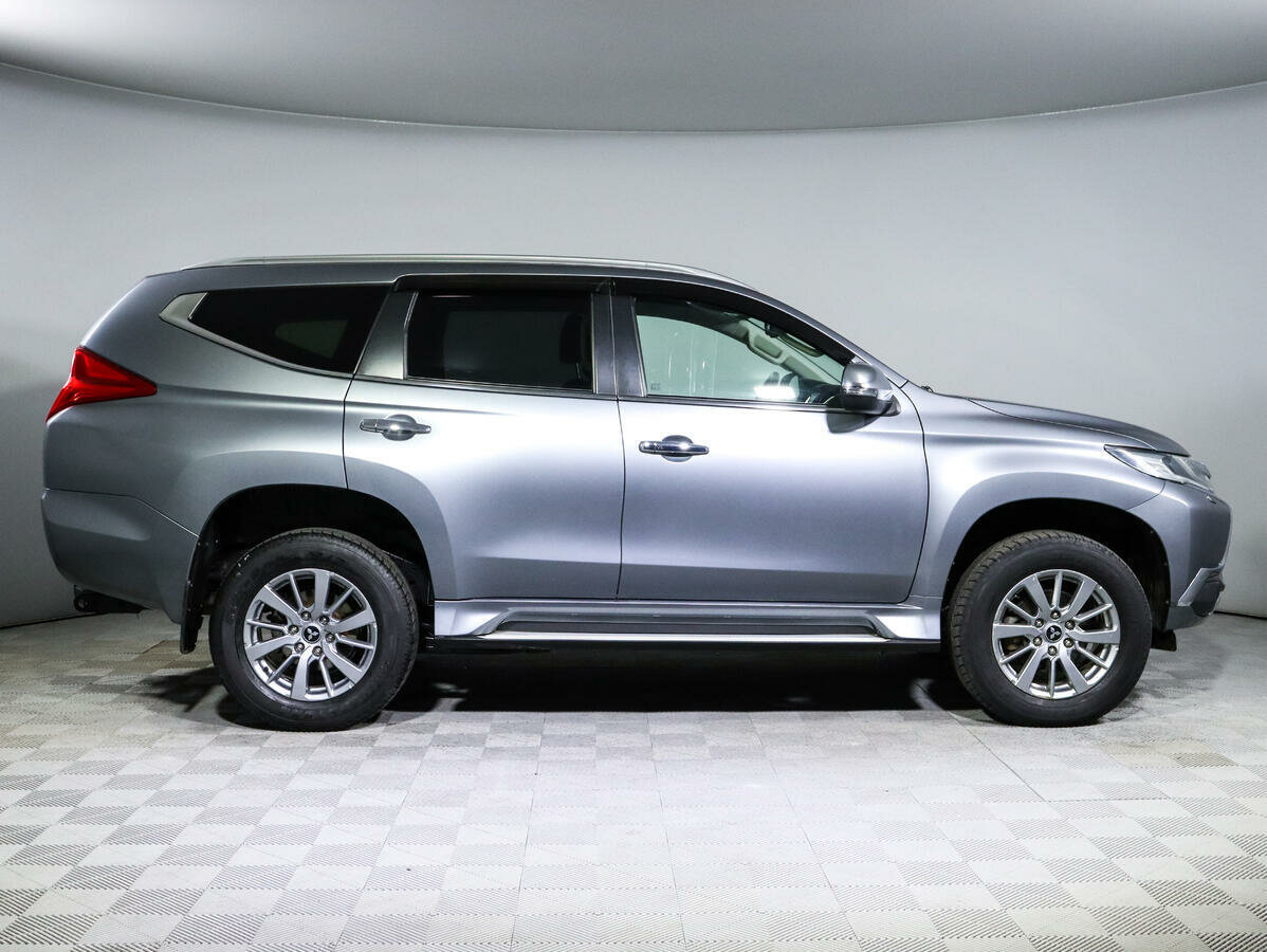 Mitsubishi Pajero Sport, 2017